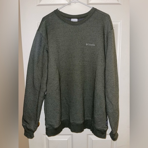 Columbia Other - Columbia sweatshirt • Size XL